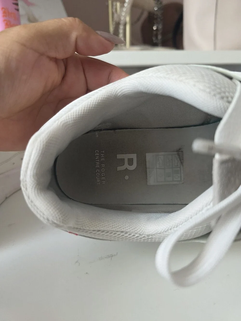On Running White Men's Leather Sneakers - Clean Low-Top Design